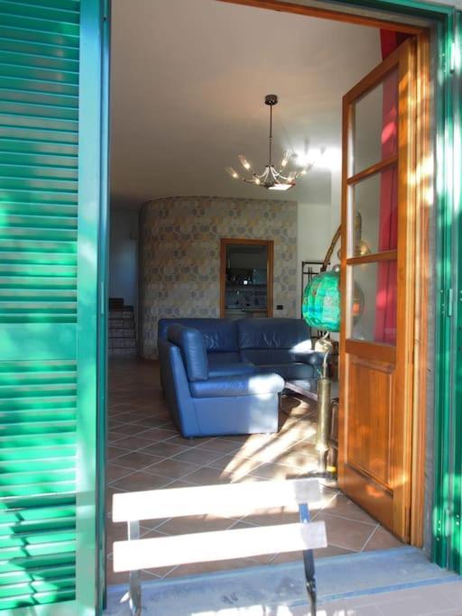 Villa La Casa Di Mario à Massa  Extérieur photo